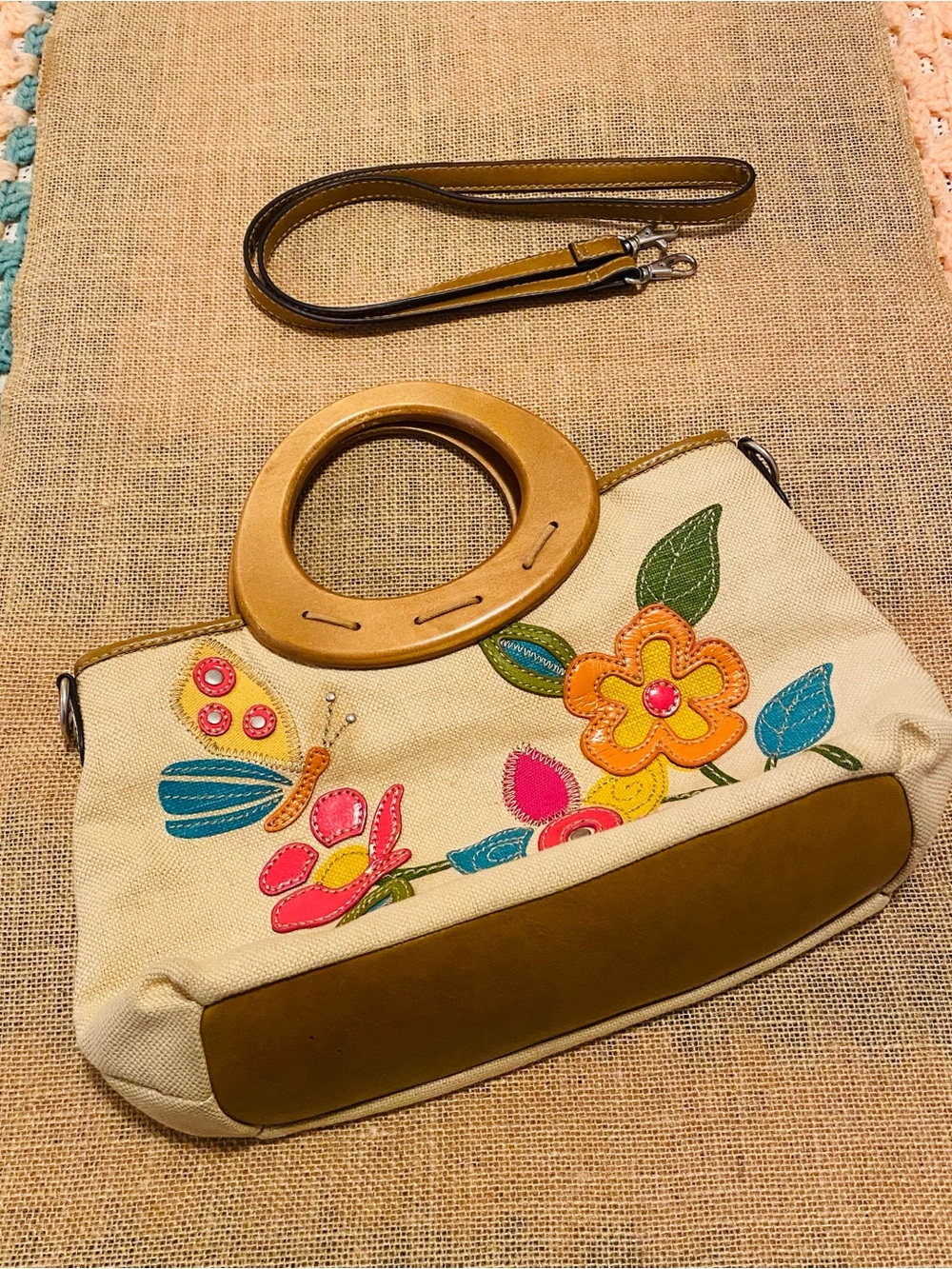 RELIC BRAND Canvas Floral Applique Tote with Wooden Handles - Beige
